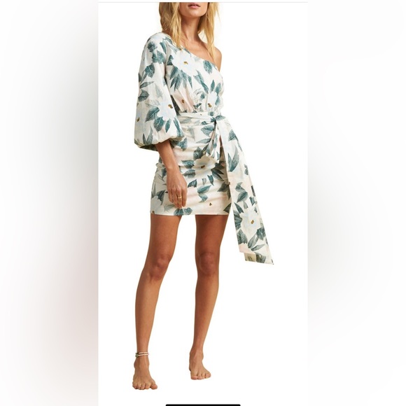 Billabong Dresses & Skirts - NWOT Billabong Salty Blonde Sunkissed Mini one shoulder Dress Size XS